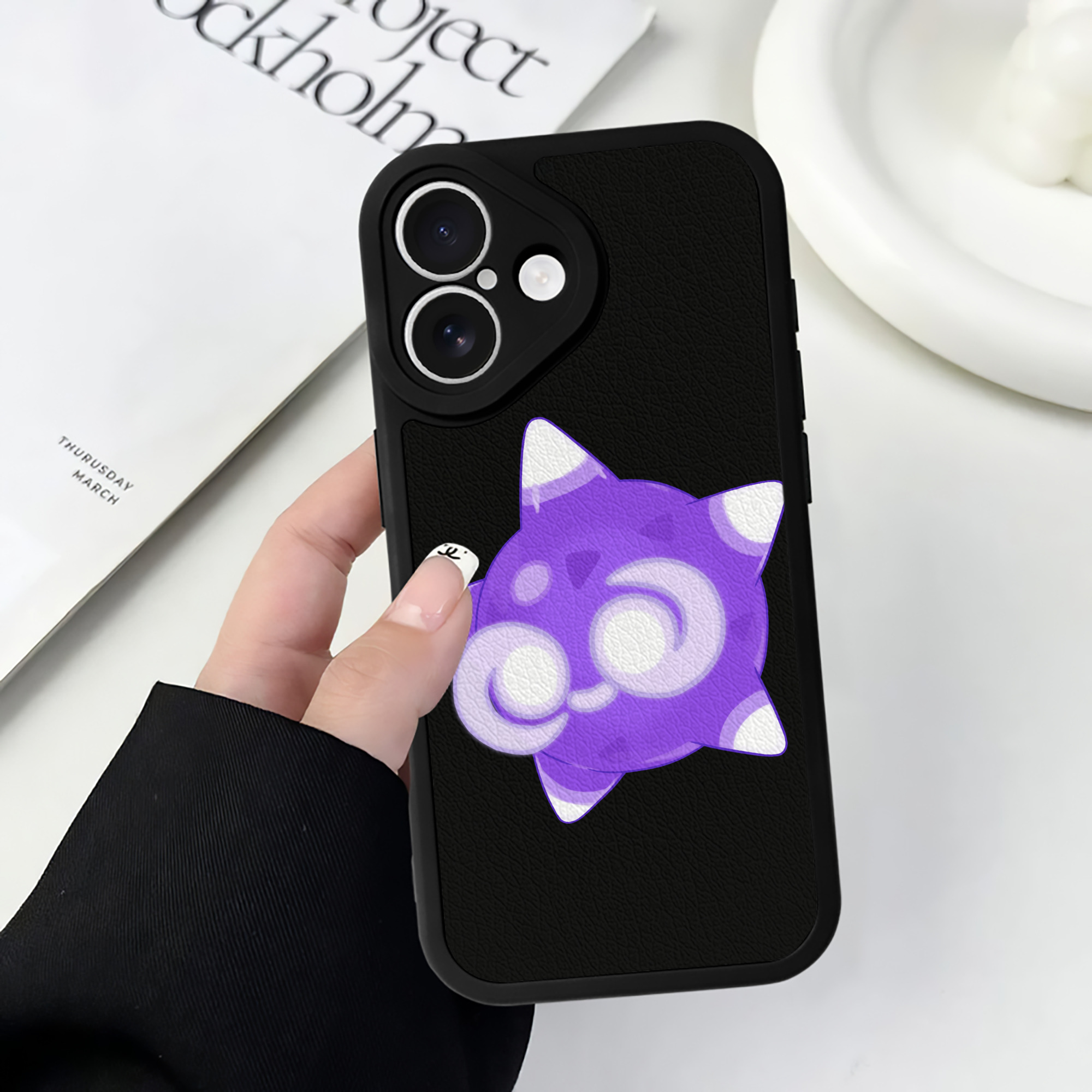 （画像用） ポケットモンスター Pokémon 【iPhone 16シリーズ対応】シリコンスマホケース（レザー調） 材質：シリコン